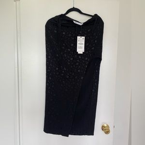 🛍️NEW ZARA SATIN EFFECT  SLIT SKIRT